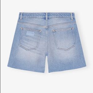 NWT Ganni Patch Logo Blue Heavy Denim Shorts in Tint Wash Size 27